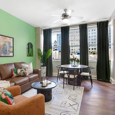Spacious Modern Condos Near French Quarter